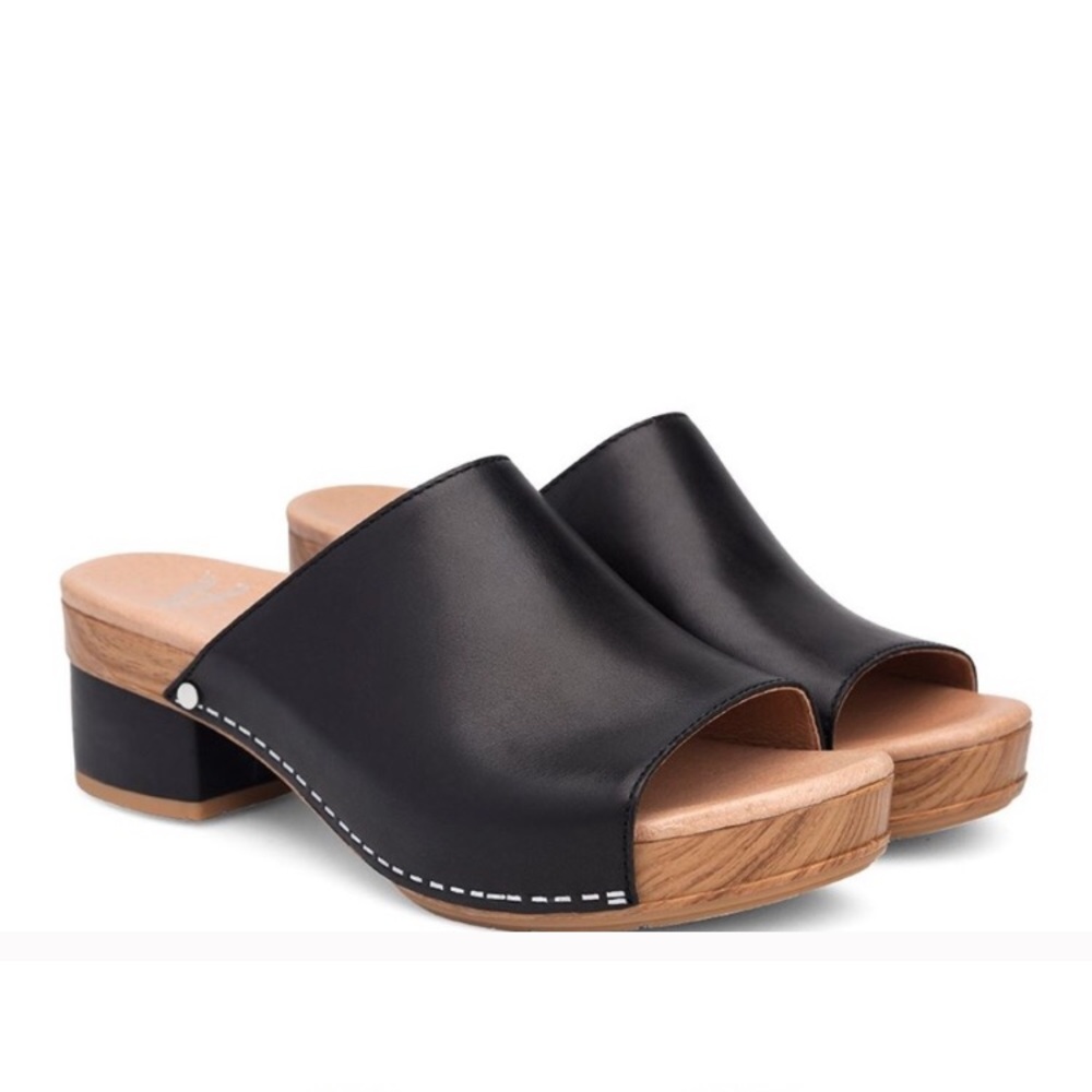 Dansko Maci Black Slide w/ Memory Foam